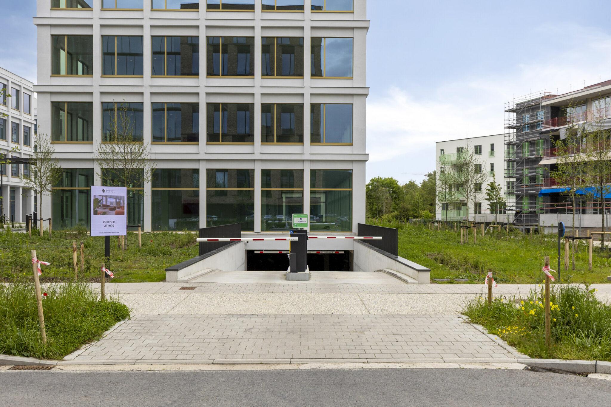 RaymondeDeLarochelaan769051GentBE-02_web